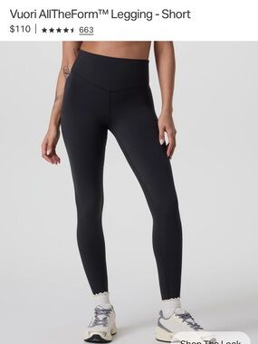 Vuori High-Waist Leggings in Black